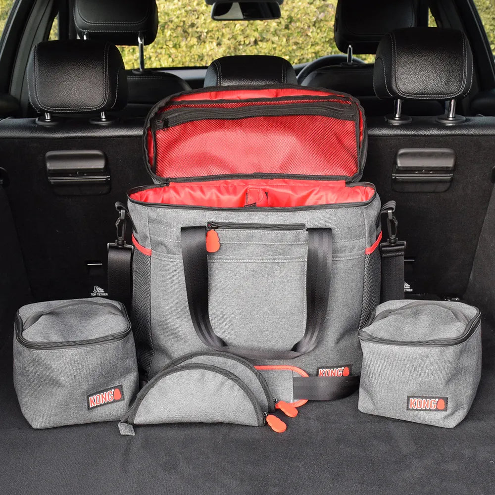KONG 5-i-1 Travelbag – Resekitet som håller koll på allt 🐶🧳🐾